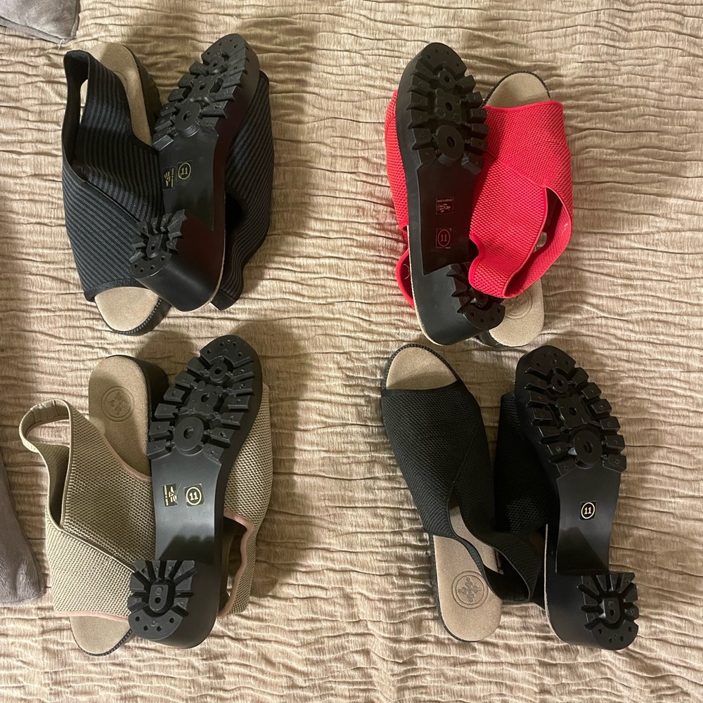 Charleston Shoe Company Sling Back, peep-toe, slight platform with block heel